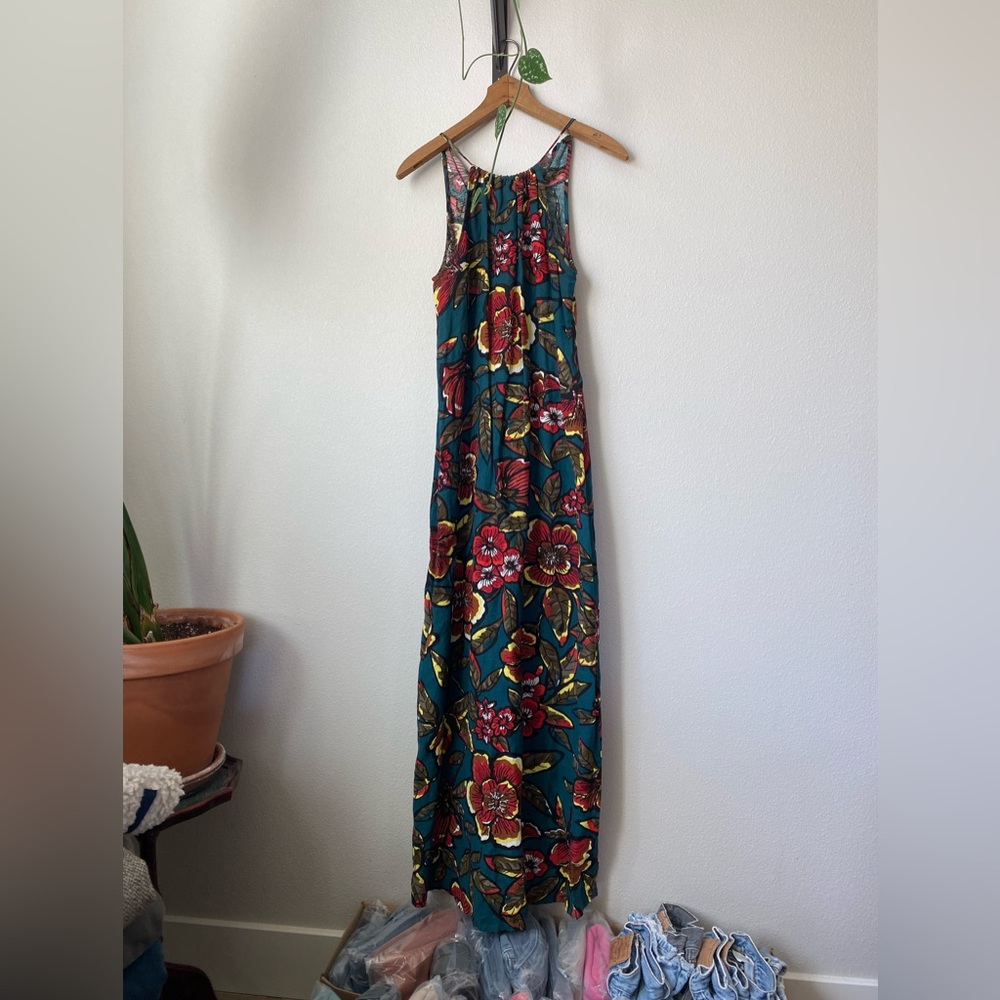 Loft Ann Taylor Floral Maxi Dress in Green and Red XXS petites